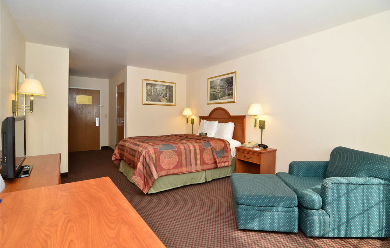 Best Western Parsons Inn Exteriér fotografie